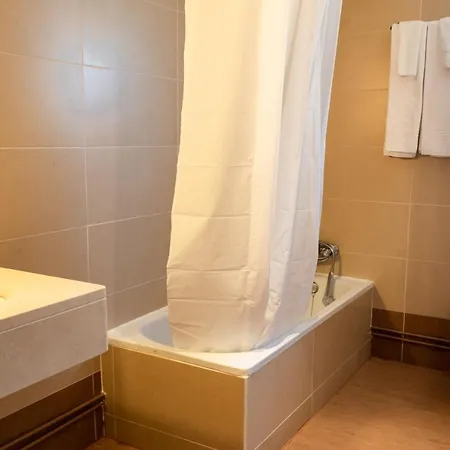 Santa Cecília Hotel