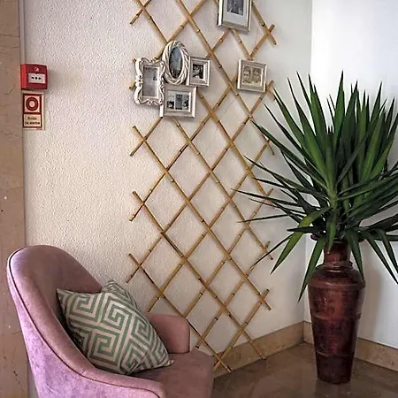 Hotel Santa Cecilia 2*