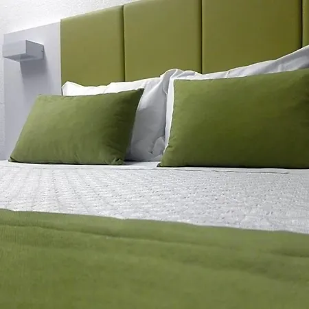 Hotel Santa Cecilia 2*