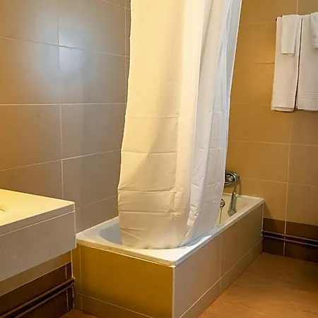 Hotel Santa Cecilia 2*