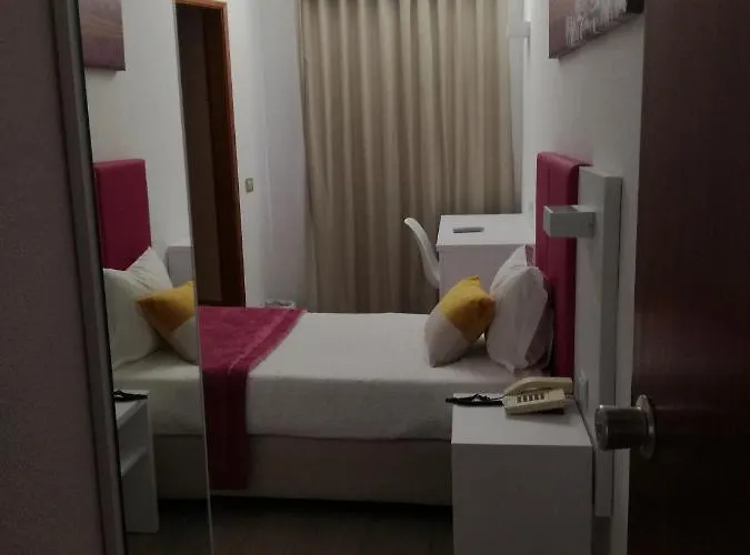 Santa Cecilia 호텔